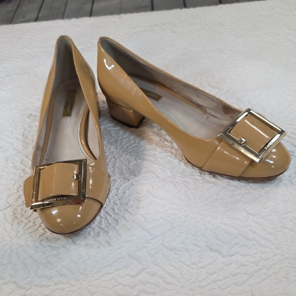 Louise et Cie ‘Brianna’  Nude Buckle Toe Pumps Size 7